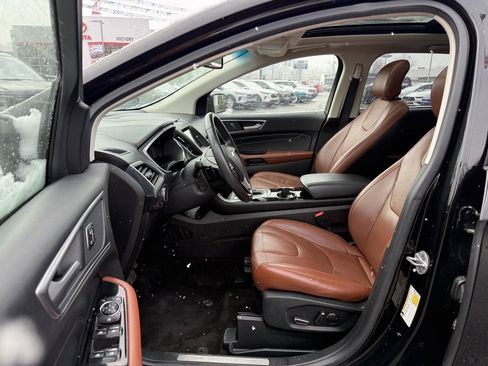 Used 2018 Ford Edge Titanium w/ Equipment Group 301A image 13