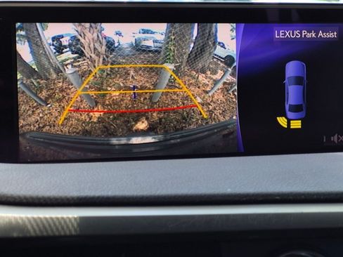 Used 2019 Lexus RX 350L FWD image 8