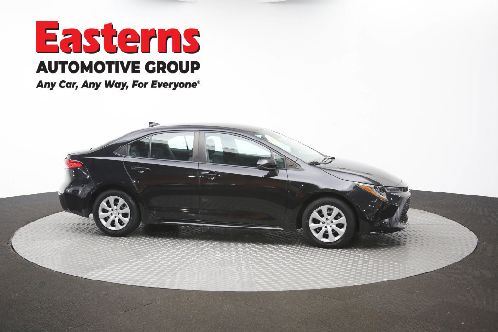 Used 2021 Toyota Corolla LE w/ Carpet Mat Package (TMS) FWD image 49