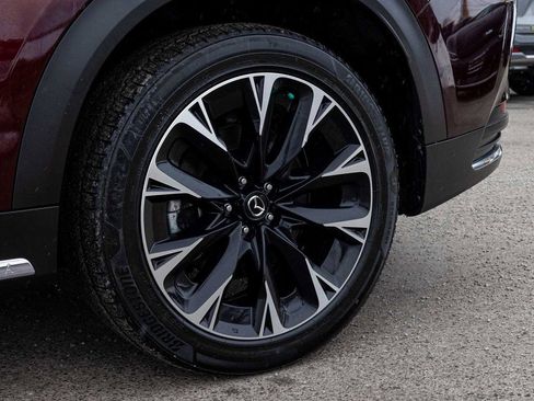 Used 2024 MAZDA CX-90 Plug-In Hybrid w/ Premium Pkg image 8