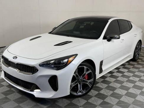 Used 2018 Kia Stinger GT2 AWD/4WD image 1