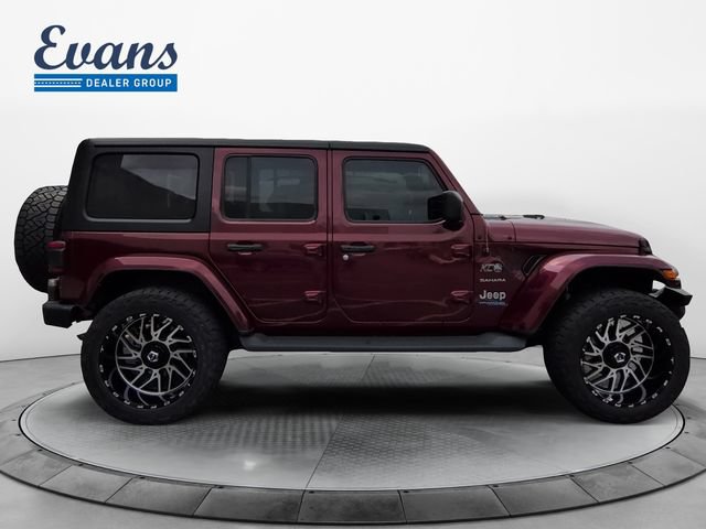 Used 2021 Jeep Wrangler Unlimited Sahara w/ Cold Weather Group AWD/4WD image 9