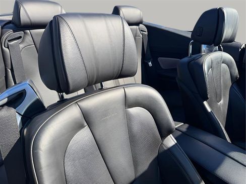 Used 2017 BMW M6 Convertible image 30