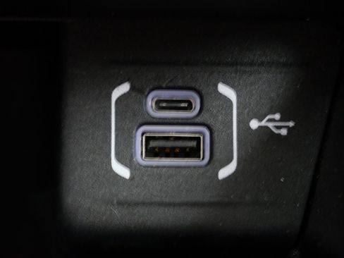 Used 2022 Jeep Compass Limited w/ Elite Group image 21