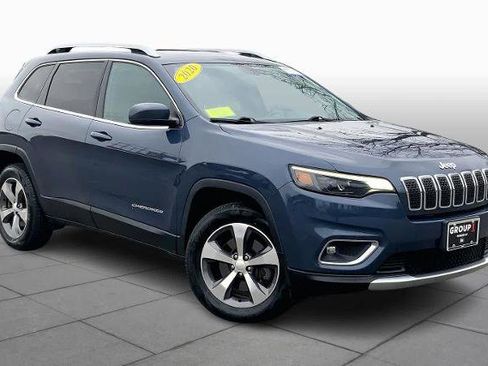 Used 2020 Jeep Cherokee Limited image 3