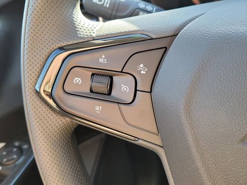 New 2026 Chevrolet Trax LT image 23