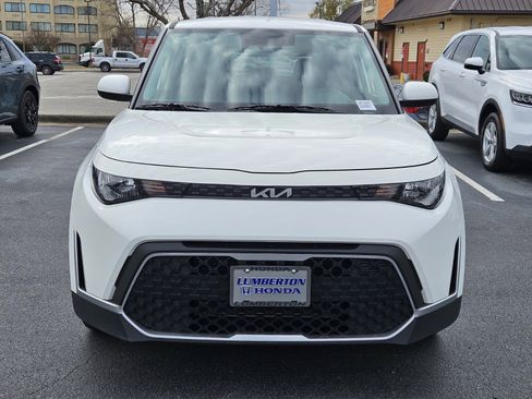Used 2024 Kia Soul LX w/ Option Group 015 image 2