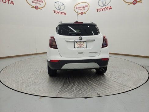 Used 2020 Buick Encore Preferred image 7