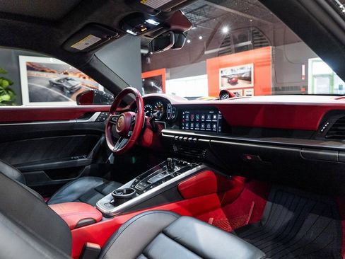 Used 2022 Porsche 911 Turbo S image 39