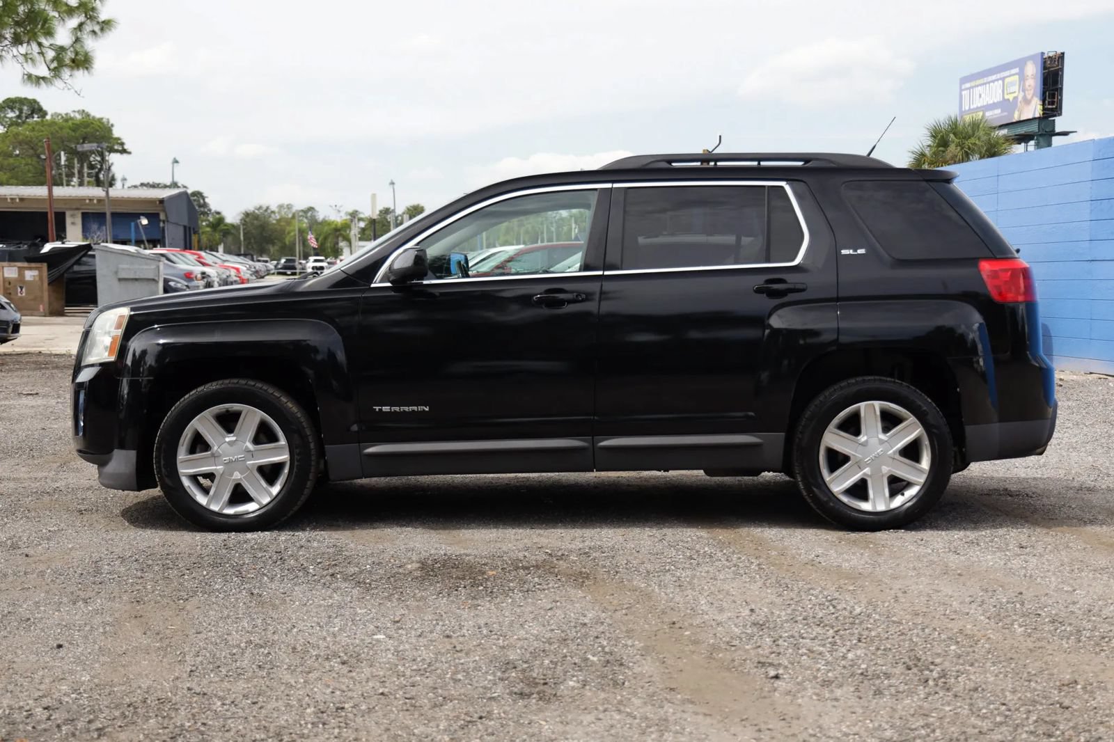 Used 2012 GMC Terrain SLE AWD/4WD image 3