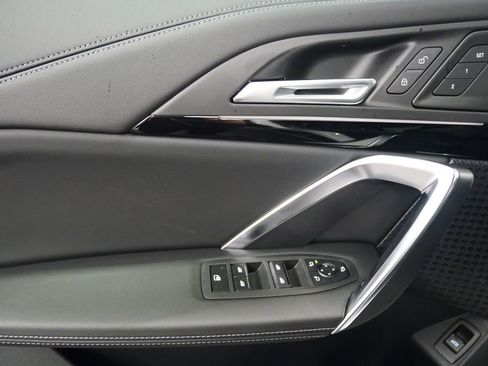 Used 2025 BMW X1 xDrive28i w/ Technology Package image 8