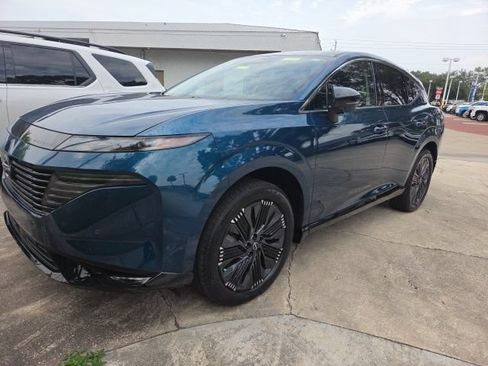 Certified 2025 Nissan Murano Platinum w/ Cargo Package AWD/4WD image 3