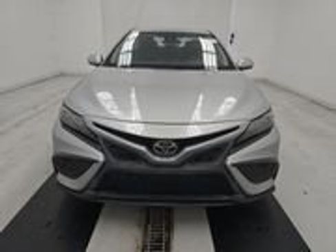 Used 2021 Toyota Camry SE w/ Carpet Mat Package (TMS) image 28