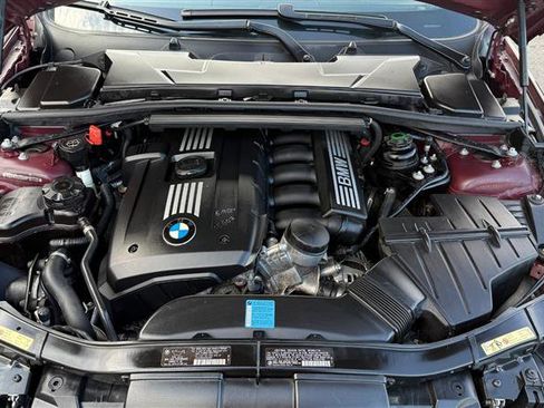 Used 2008 BMW 328i Convertible image 2