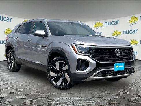 Used 2024 Volkswagen Atlas Cross Sport SE AWD/4WD image 1