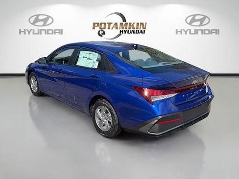 New 2026 Hyundai Elantra SE image 7