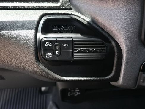 Used 2024 RAM 3500 Tradesman w/ Chrome Appearance Group AWD/4WD image 15