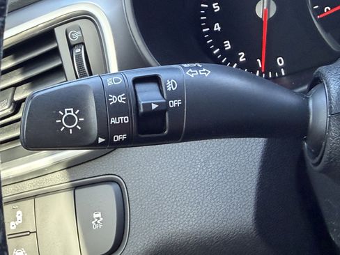 Certified 2020 Kia Sorento SX image 29