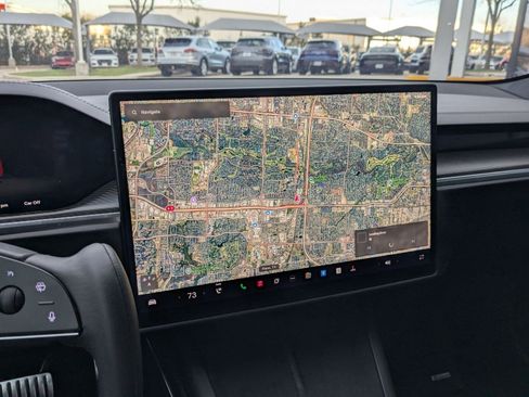 Used 2021 Tesla Model S Plaid image 14