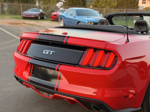 Used 2015 Ford Mustang GT Premium w/ Equipment Group 401A RWD image 16