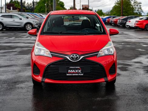 Used 2015 Toyota Yaris L FWD image 3