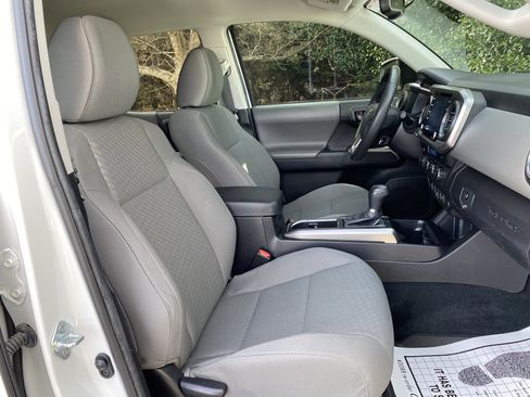 Used 2023 Toyota Tacoma SR5 image 33