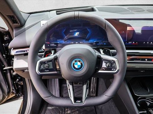 New 2027 BMW 550e xDrive AWD/4WD image 13