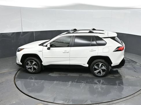 Used 2024 Toyota RAV4 SE w/ Weather & Moonroof Package AWD/4WD image 54