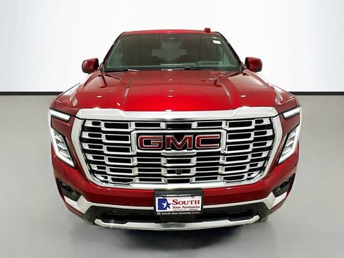 New 2026 GMC Yukon Denali w/ LPO, Floor Liner Package AWD/4WD image 2