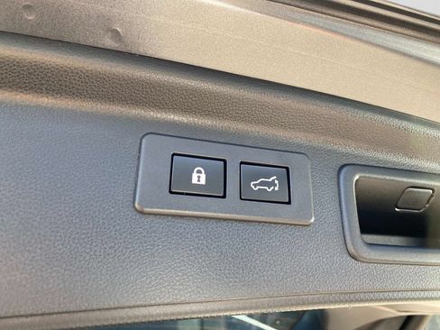 Certified 2023 Subaru Forester Limited AWD/4WD image 8
