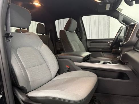 Used 2021 RAM 1500 Big Horn AWD/4WD image 17