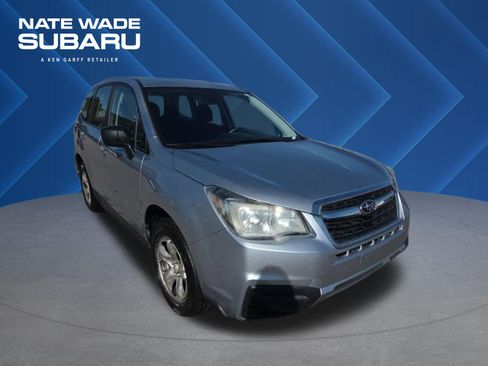 Used 2017 Subaru Forester 2.5i AWD/4WD image 1