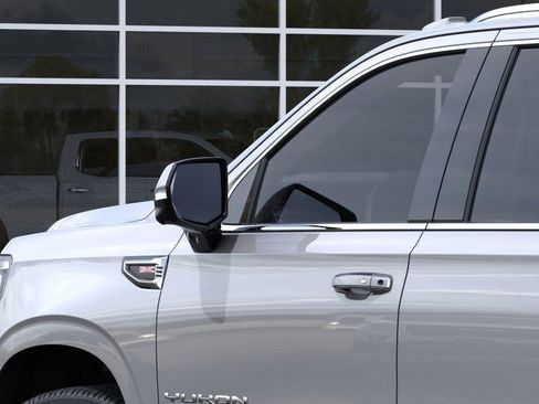New 2026 GMC Yukon XL Elevation w/ LPO, Floor Liner Package image 13