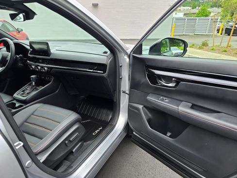 Used 2023 Honda CR-V Sport Touring image 10
