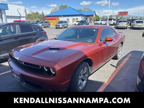 Used 2021 Dodge Challenger SXT RWD image 1