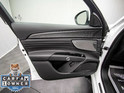 Used 2025 Maserati Grecale GT AWD/4WD image 25
