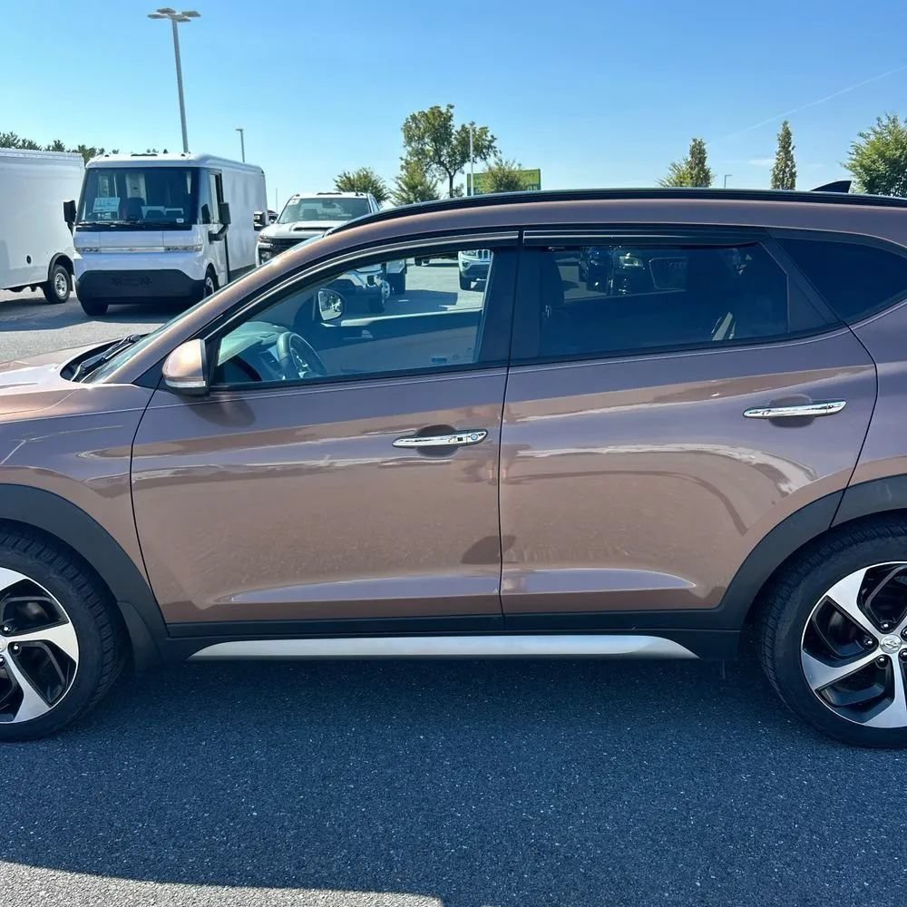 Used 2017 Hyundai Tucson Limited w/ Limited Ultimate Package 03 AWD/4WD image 4
