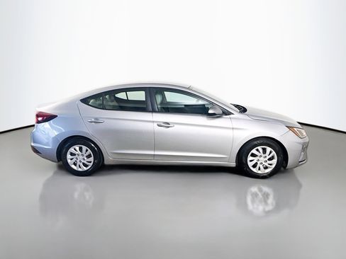 Used 2020 Hyundai Elantra SE w/ Cargo Package (C1) image 11