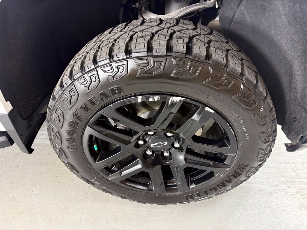 Certified 2022 Chevrolet Silverado 1500 LT Trail Boss w/ LT Trail Boss Premium Package AWD/4WD image 12