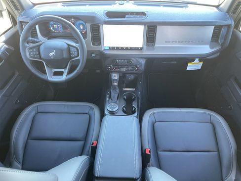 New 2025 Ford Bronco Outer Banks image 19