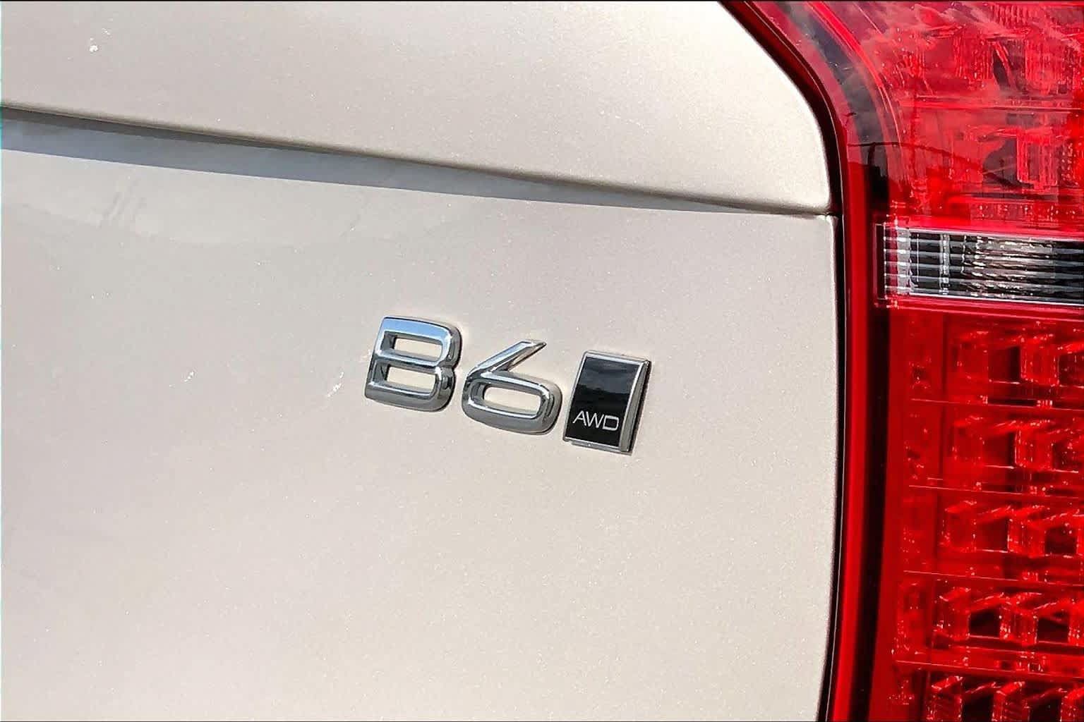 Used 2025 Volvo XC90 B6 Plus w/ Protection Package Premier AWD/4WD image 30