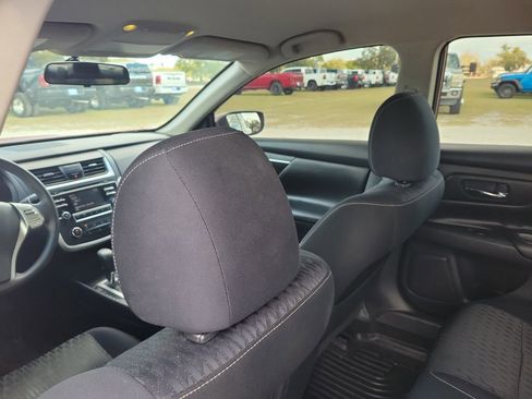 Used 2017 Nissan Altima 2.5 S w/ Power Driver Seat Package image 10