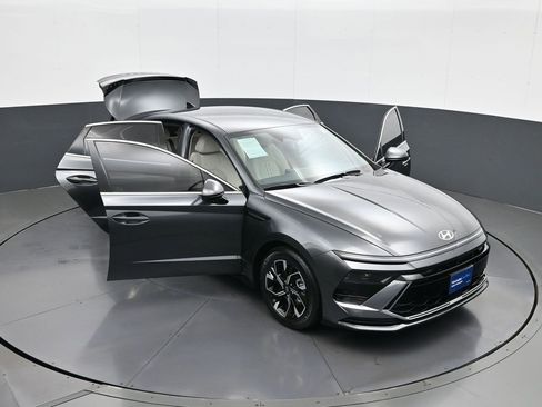 Certified 2024 Hyundai Sonata SEL image 29