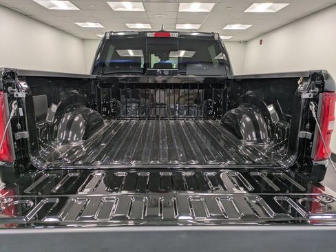 Used 2025 RAM 1500 Big Horn AWD/4WD image 27
