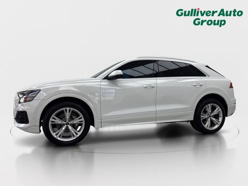 Used 2023 Audi Q8 Premium w/ Convenience Package AWD/4WD image 2