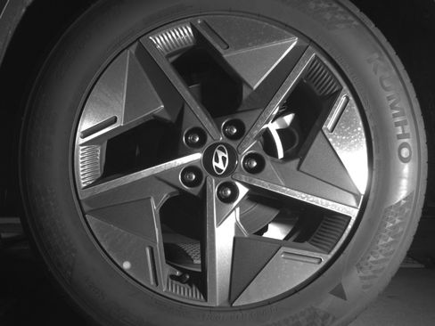 Used 2025 Hyundai Tucson SEL image 14