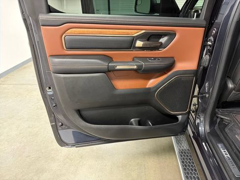 Used 2021 RAM 1500 Limited w/ Body Color Bumper Group AWD/4WD image 31