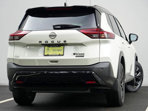Used 2023 Nissan Rogue SV w/ SV Premium B Package AWD/4WD image 4
