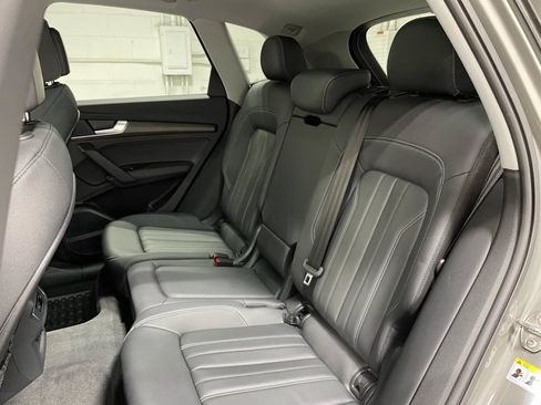 Used 2023 Audi Q5 2.0T Premium Plus w/ Premium Plus Package AWD/4WD image 18