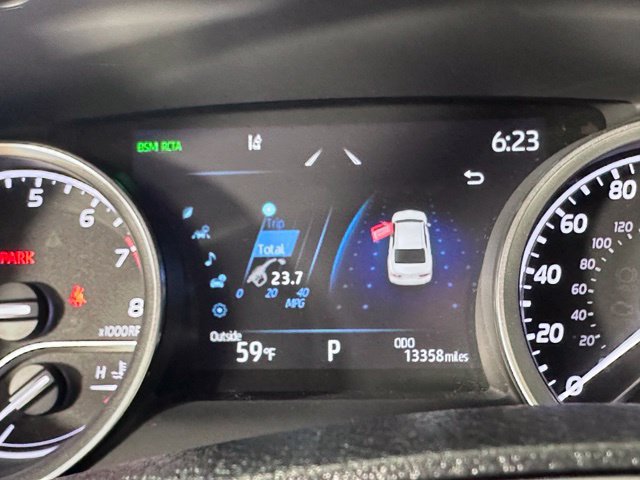 Used 2021 Toyota Camry XLE FWD image 15